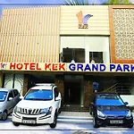 Hotel Kek Grand Park