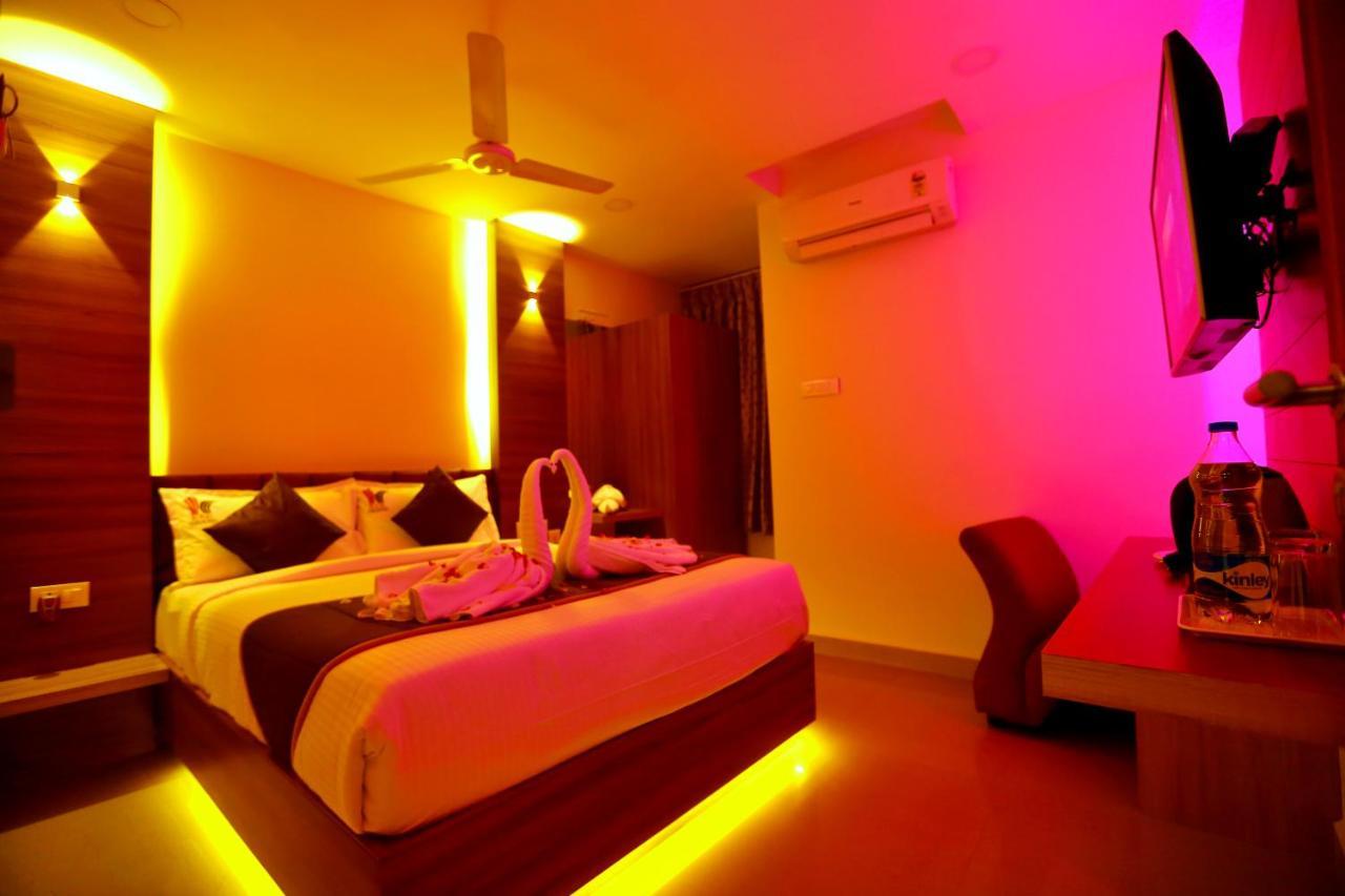 Kek Grand Park Hotel