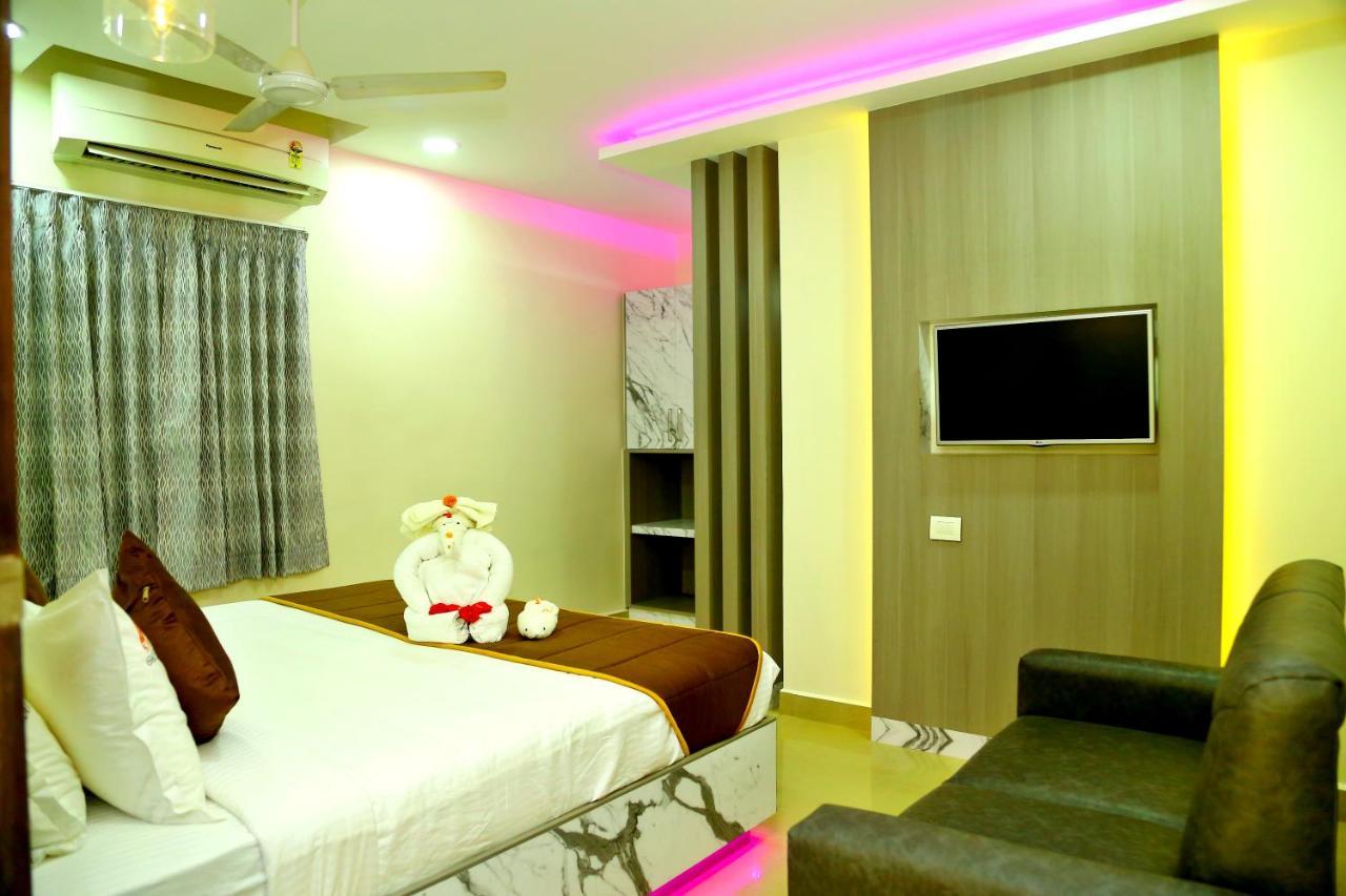 Kek Grand Park Hotel